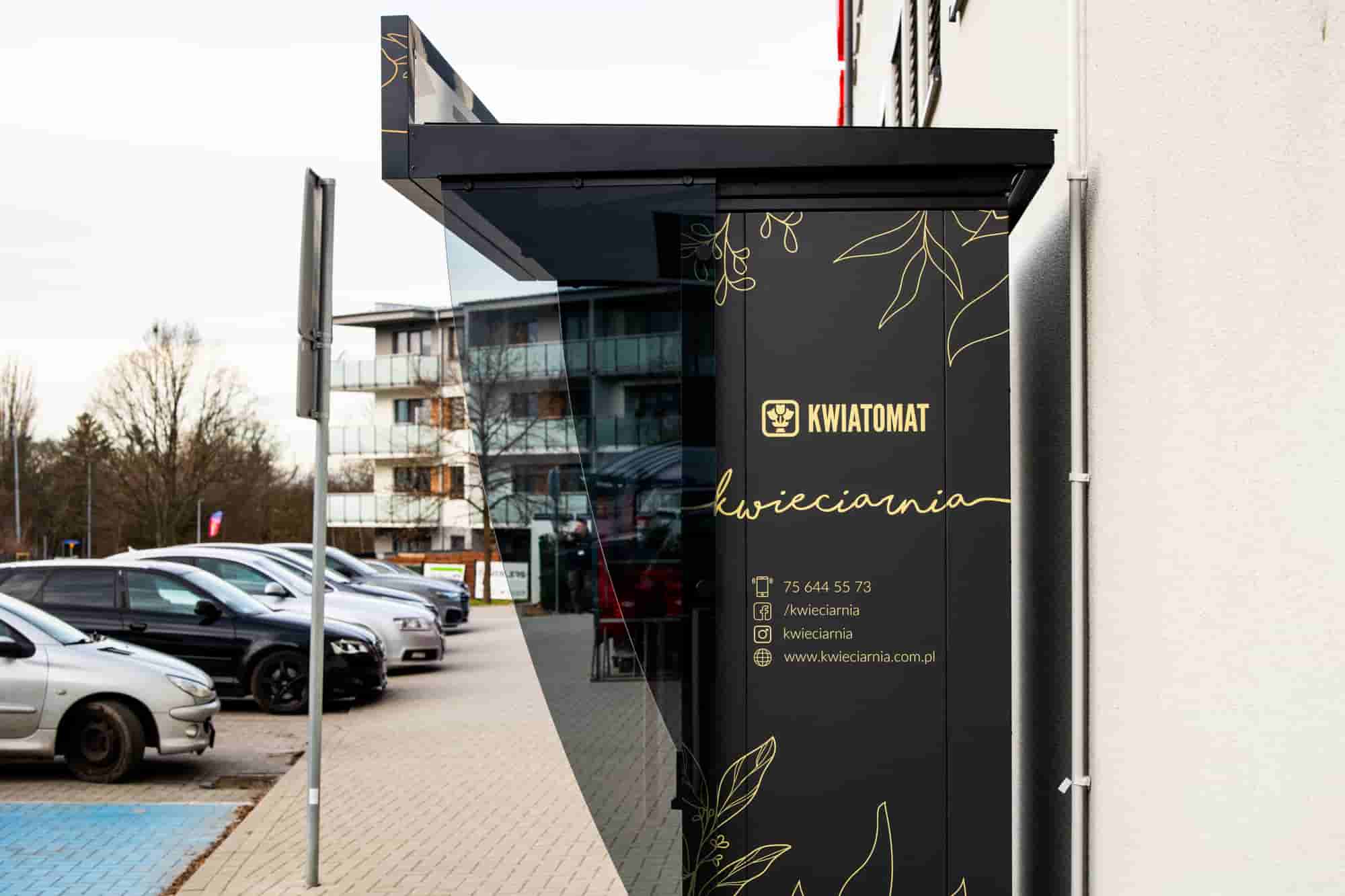 Kvetinový automat ako partnerstvo pre nehnuteľnosti